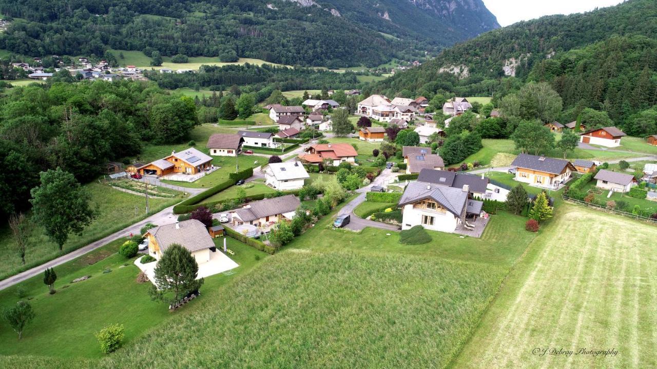 Chalet Aux 3 Biches Mieussy Экстерьер фото
